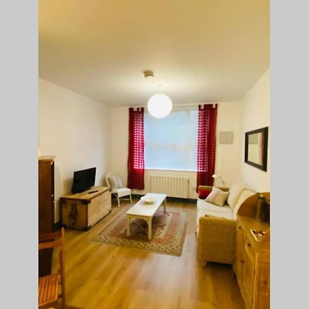 Beautiful Ground Floor Apartment In St Leonards エクステリア 写真
